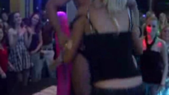 Belladonna vidéo gratuite adulte a enseigné à la fille les secrets de l'anal Fait Maison. :)